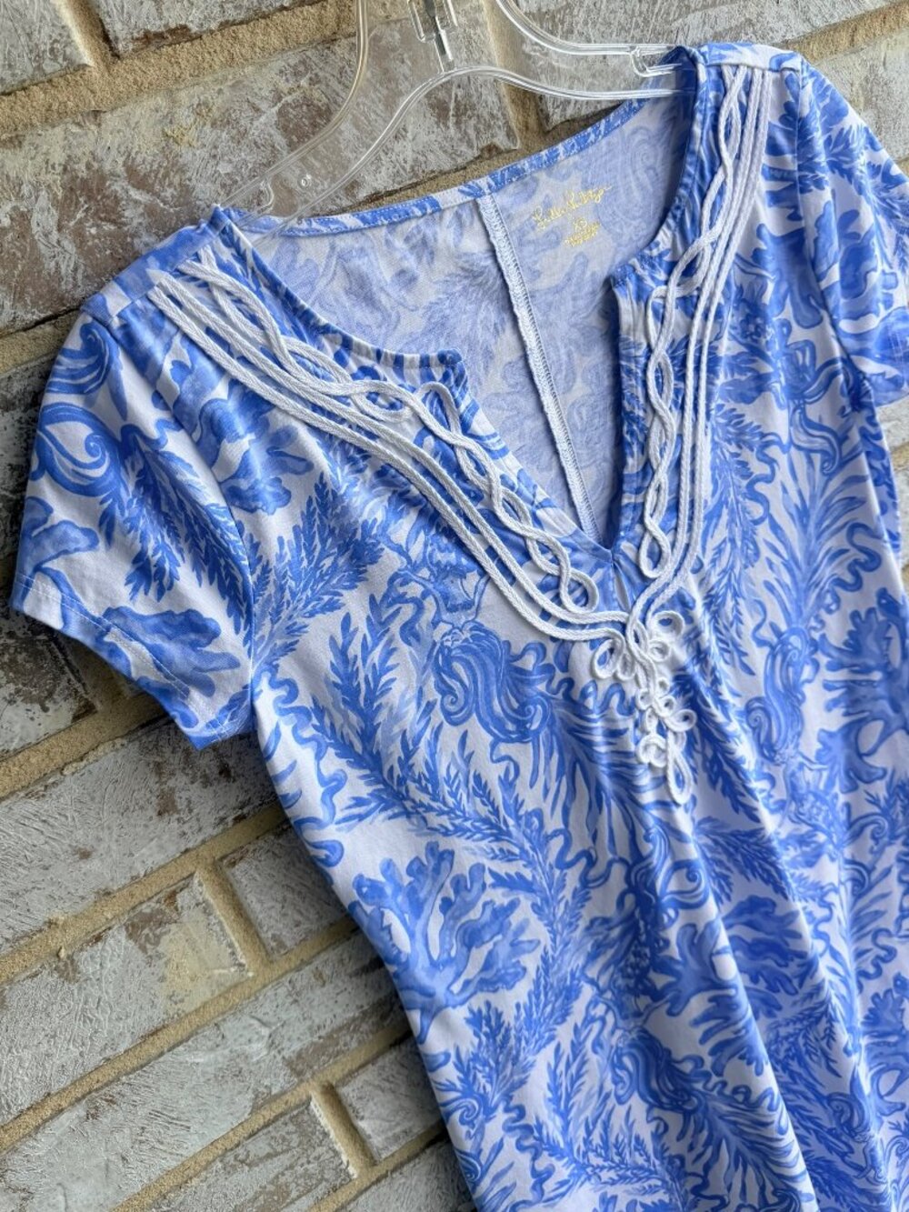 Lilly Pulitzer Short Sleeve Split V-Neck Resort White Aqua Lounge Dress Size XS - Picture 5 of 8